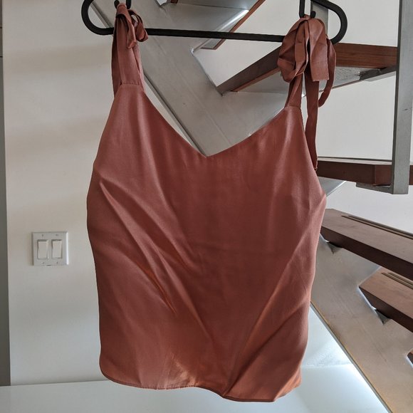 Reformation Bellisima Top in Praline - Picture 2 of 6